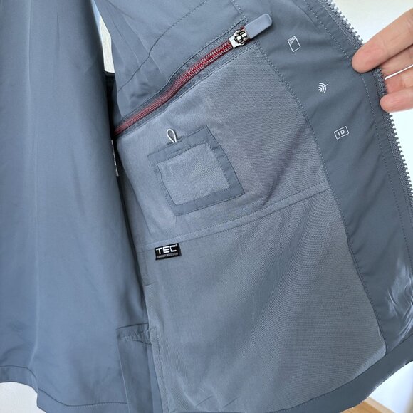 ScotteVest Featherweight Travel Vest in Cadet Blue - Picture 8 of 11